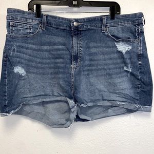 Levi’s Plus Size High-rise Medium Wash Distressed Denim Shorts 4947